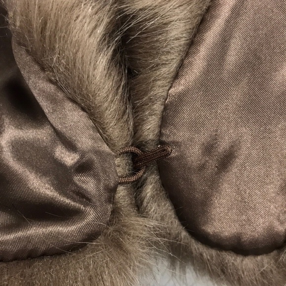 Faux fur wrap - Picture 4 of 5